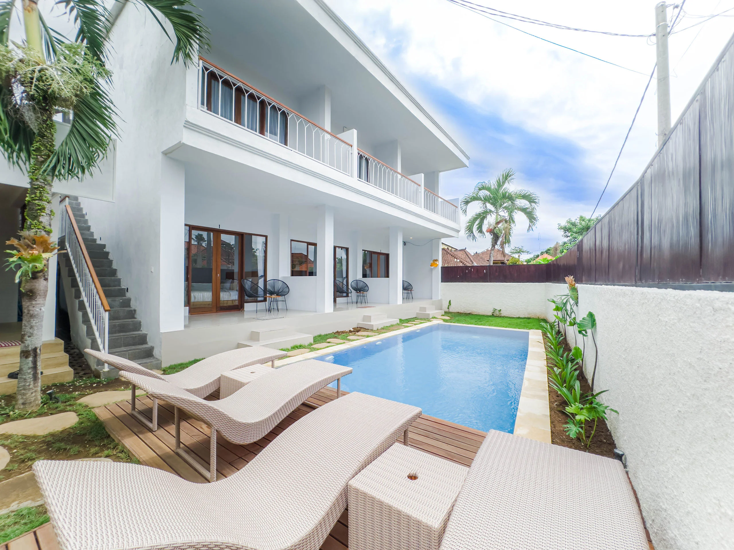 cannella-facilitiies-pool-16102025